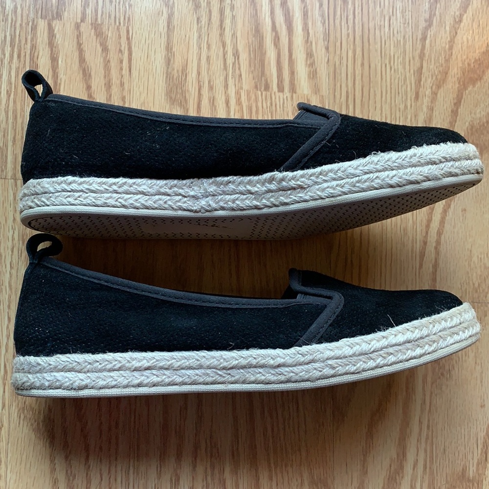 Clarks Suede Slip-ons - Picture 3 of 10